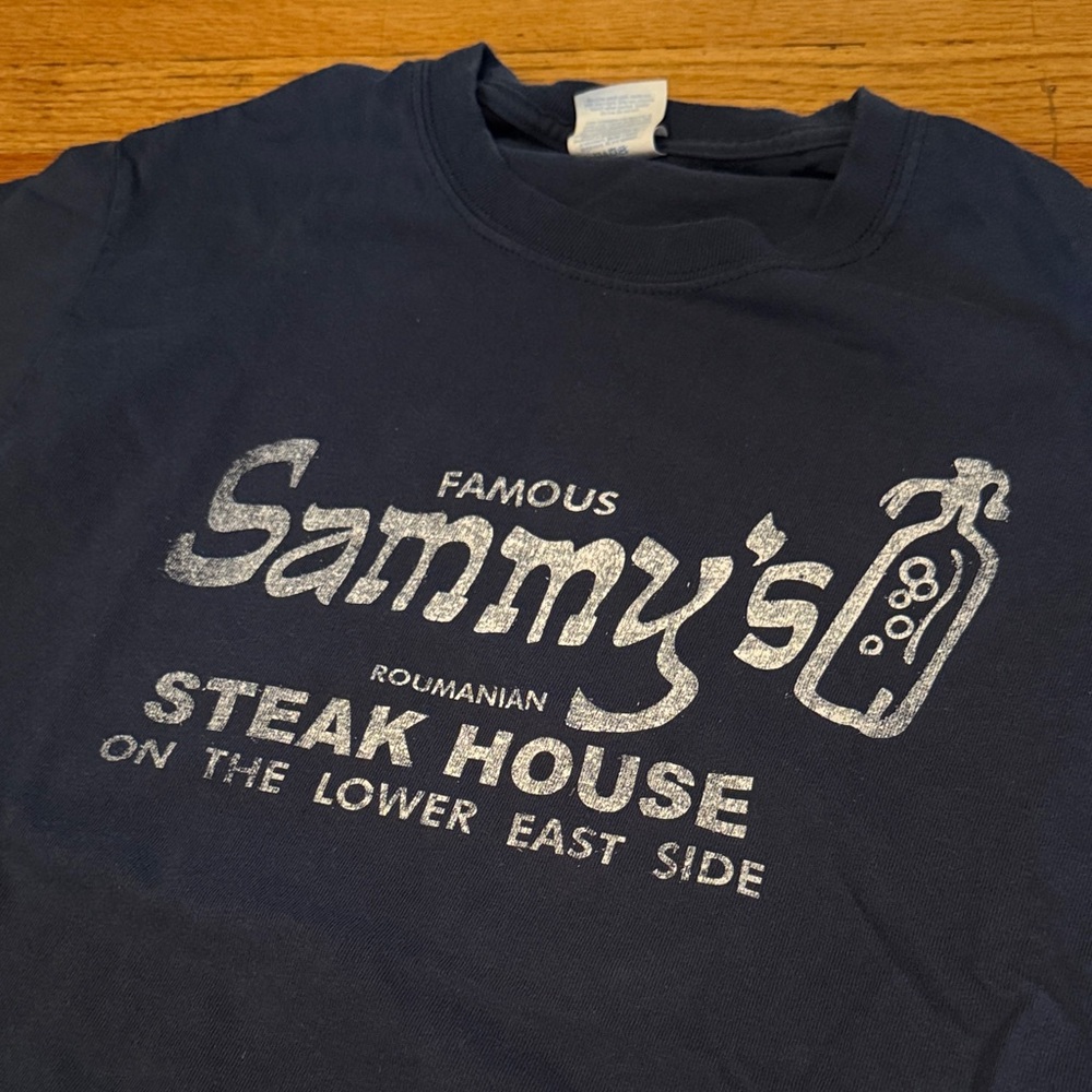 Sammy's Famous Roumanian Steak House Navy T-Shirt, size S, NWOT